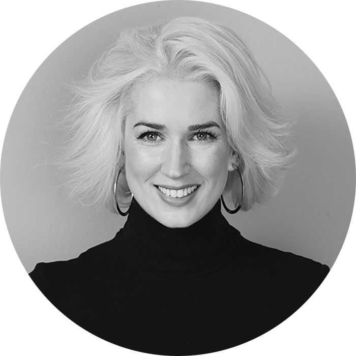 Portrait of Lynne McKenna
