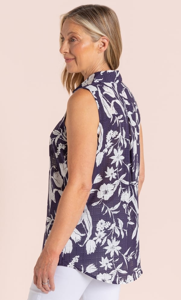 Anna Rose Garden Print Sleeveless Blouse