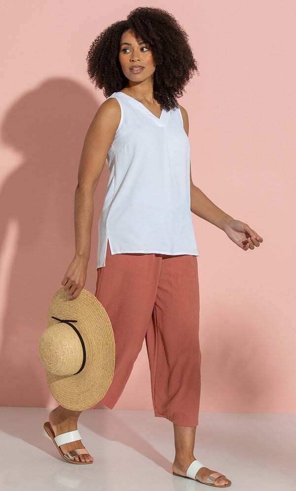 V Neck Sleeveless Crinkle Top