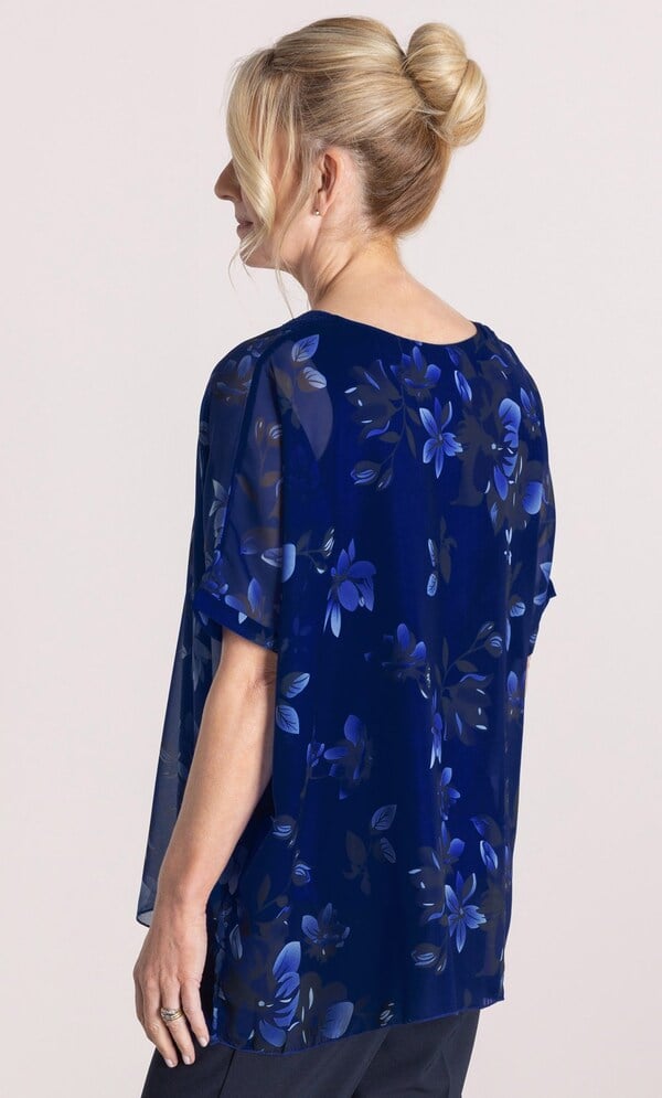 Anna Rose Printed Crochet Trim Kimono Top