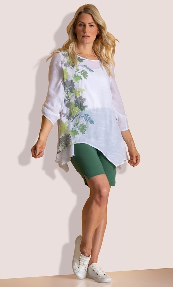 Placement Print Dipped Hem Tunic Top