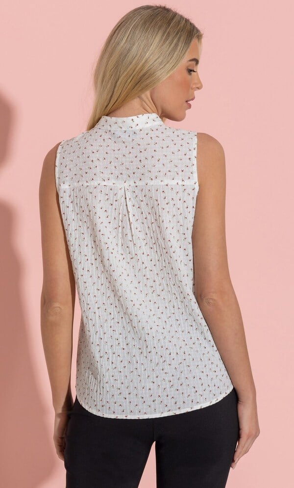 Floral Seersucker Sleeveless Blouse