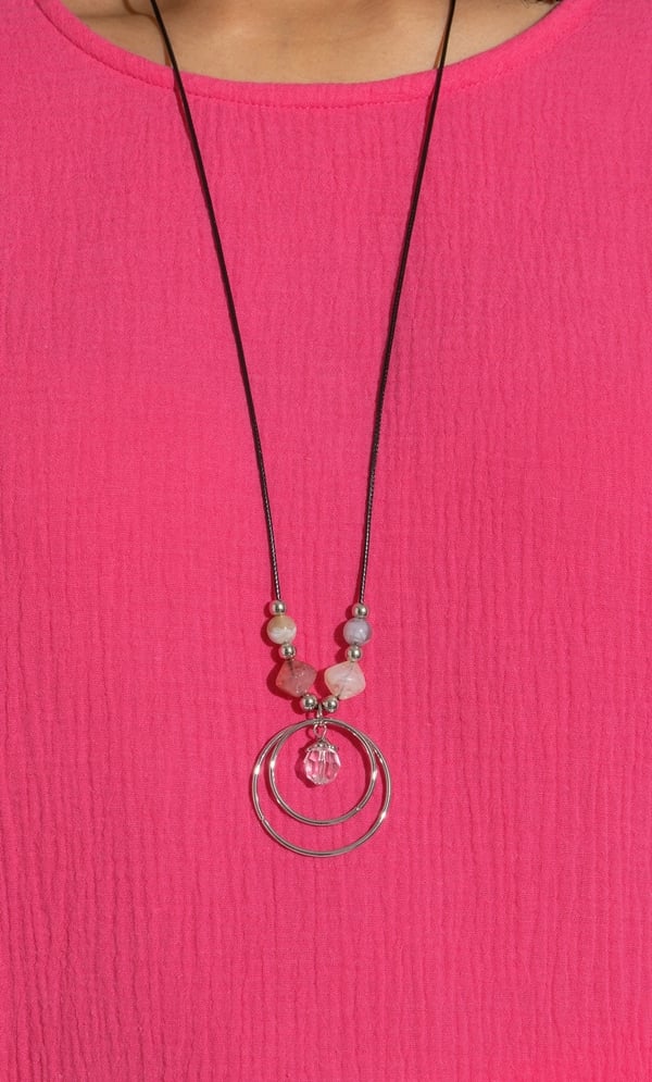 Loose Fit Textured Cotton Top With Necklace