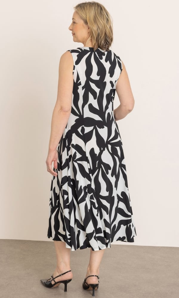Anna Rose Embellished Fit And Flare Printed Dress