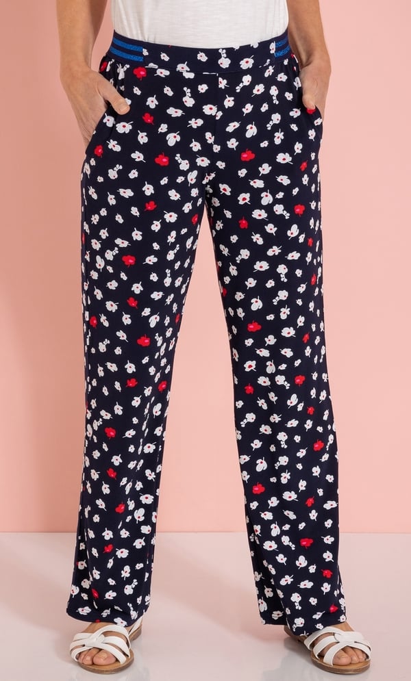 Anna Rose Textured Floral Printed Trousers