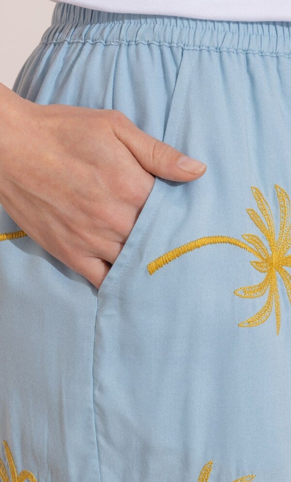 Palm Tree Embroidered Shorts