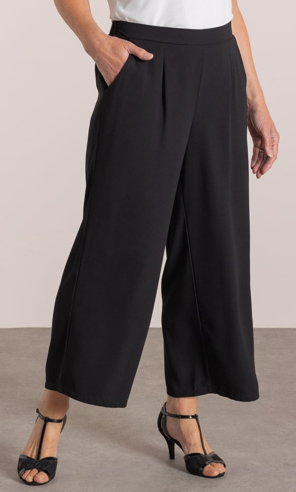 Anna Rose Wide Leg Cropped Trousers