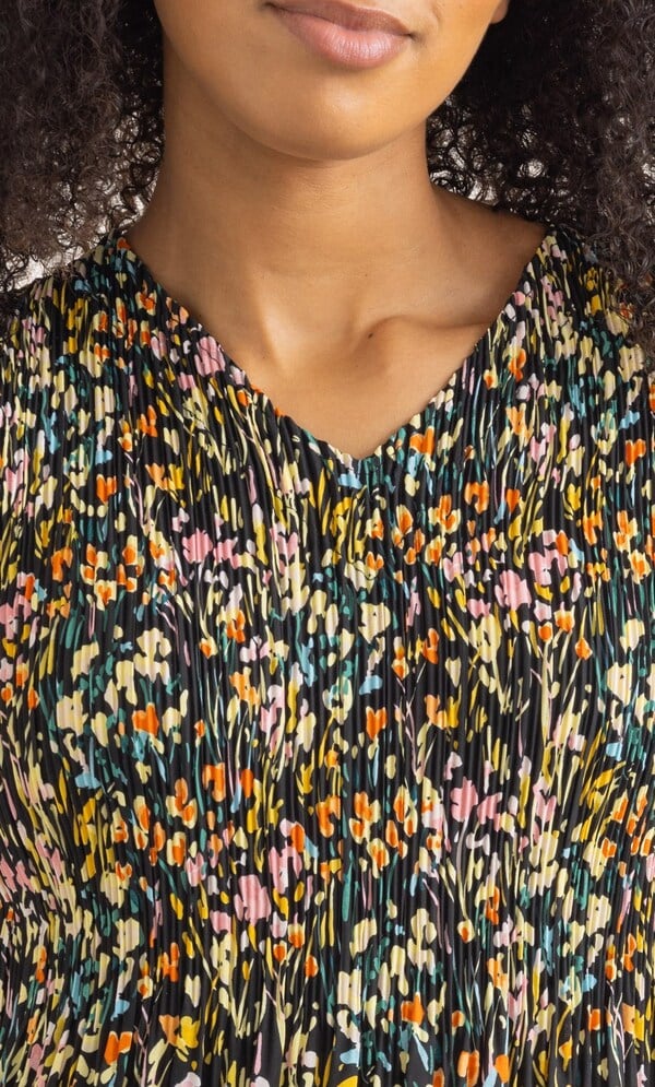 Three Quarter Sleeve Meadow Print Pleated Top