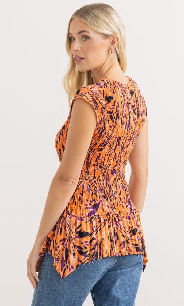 Botanical Print Pleated Dip Hem Top