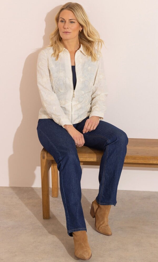 Anna Rose Embellished Floral Embroidered Jacket