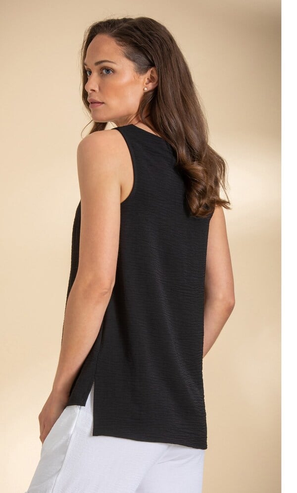V Neck Sleeveless Crinkle Top