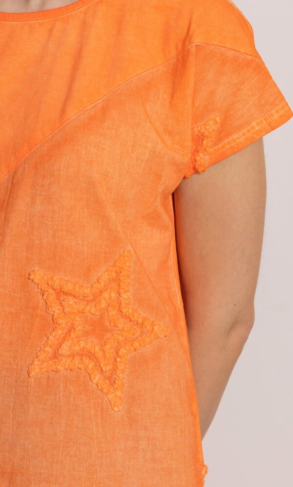 Washed Texture Star Cotton Top
