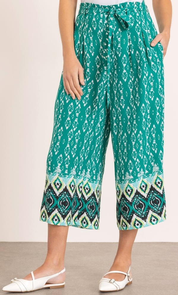 Printed Wide Leg Cropped Trousers
