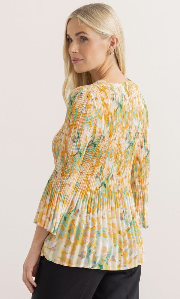 Three Quarter Sleeve Printed Pleat Top