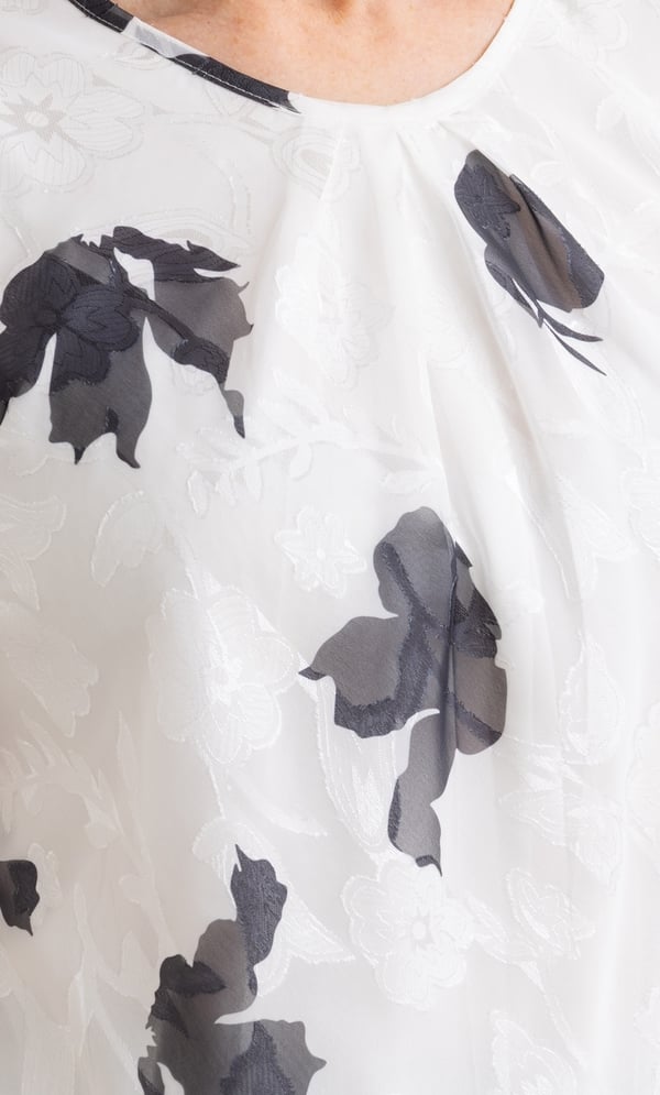 Anna Rose Bias Cut Floral Top