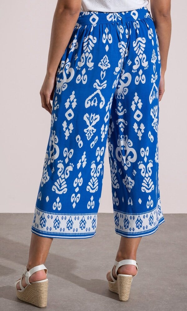 Printed Wide Leg Cropped Trousers