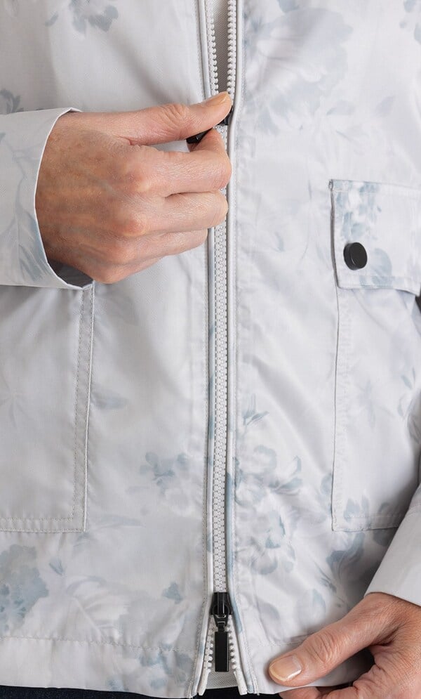 Anna Rose Floral Print Lightweight Jacket