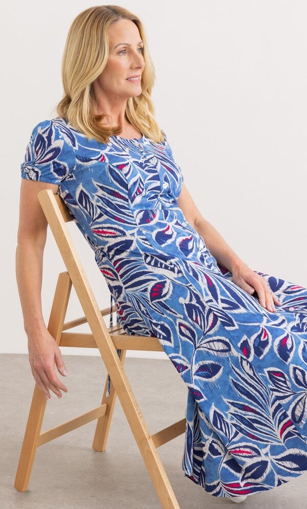 Anna Rose Botanical Print Textured Jersey Dress