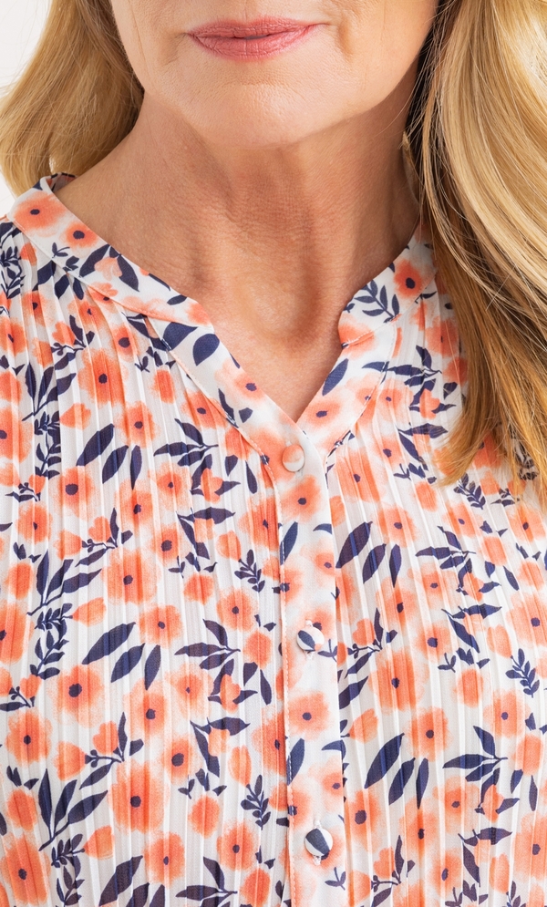Anna Rose Floral Print Pleated Blouse