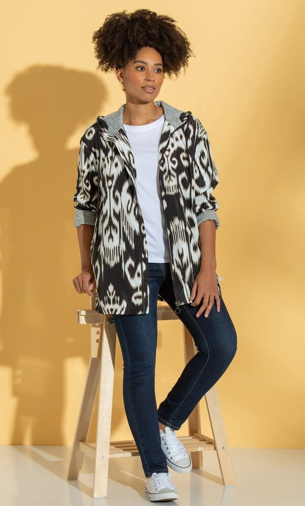 Printed Lightweight Hooded Jacket