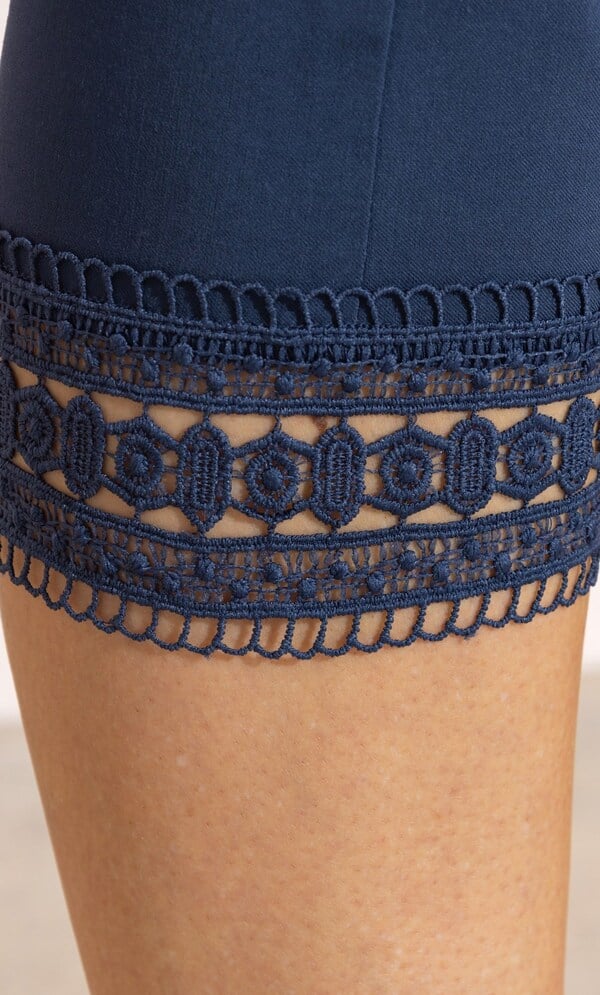 Lace Trim Pull On Capri Trousers