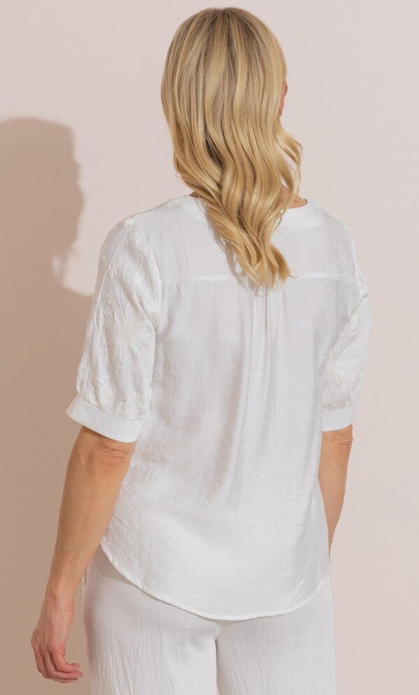 Anna Rose Embroidered Short Sleeve Top