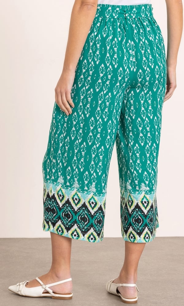 Printed Wide Leg Cropped Trousers