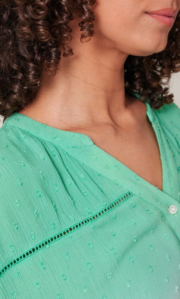 Embroidered Short Sleeve Ombre Top