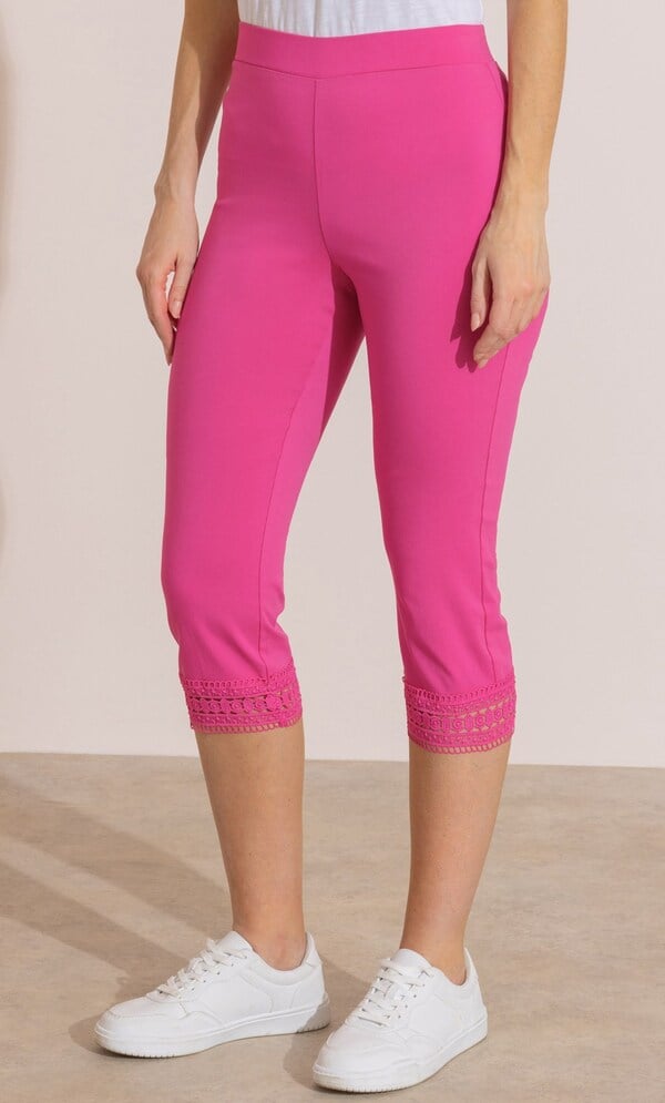 Lace Trim Pull On Capri Trousers