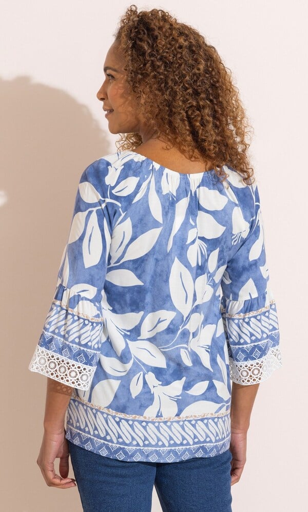 Anna Rose Crochet Trim Printed Top