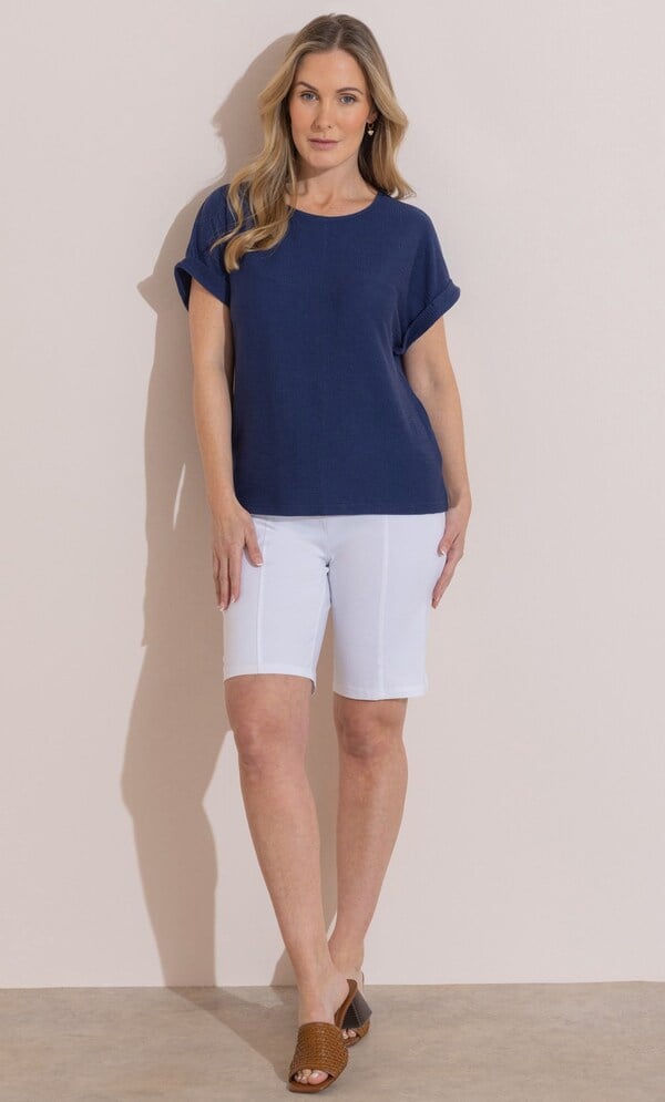 Textured Short Sleeve Round Neck T-Shirt