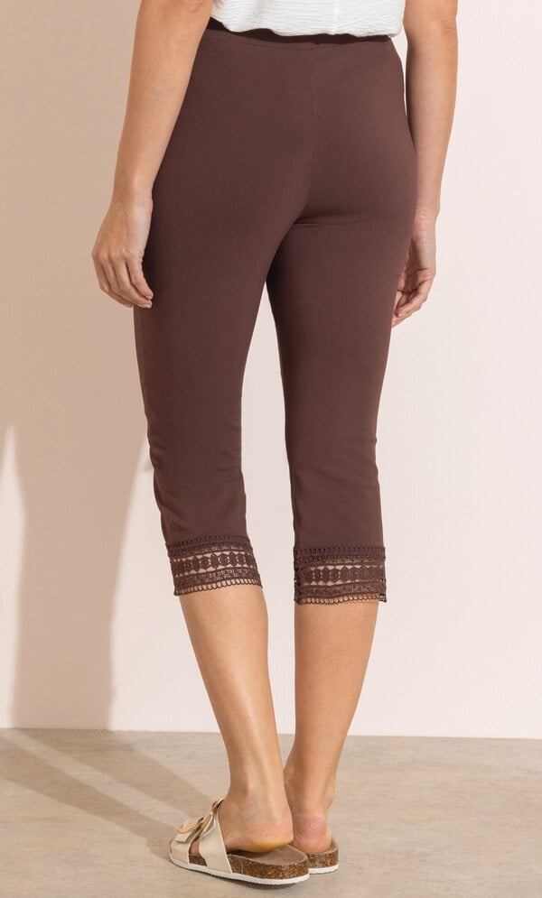 Lace Trim Pull On Capri Trousers