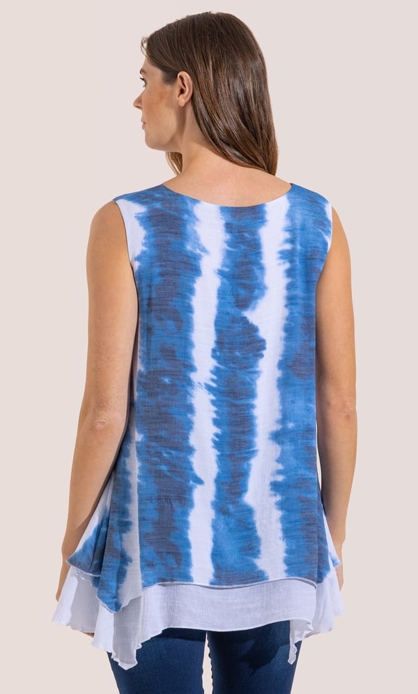 Sleeveless Layered Printed Top