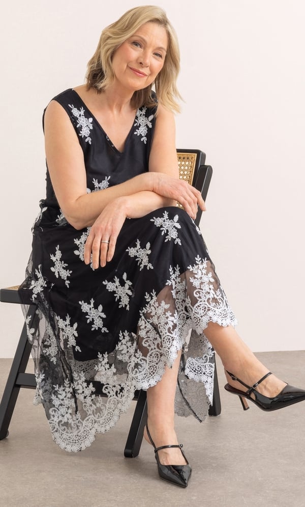 Anna Rose Embroidered Mesh Midi Dress