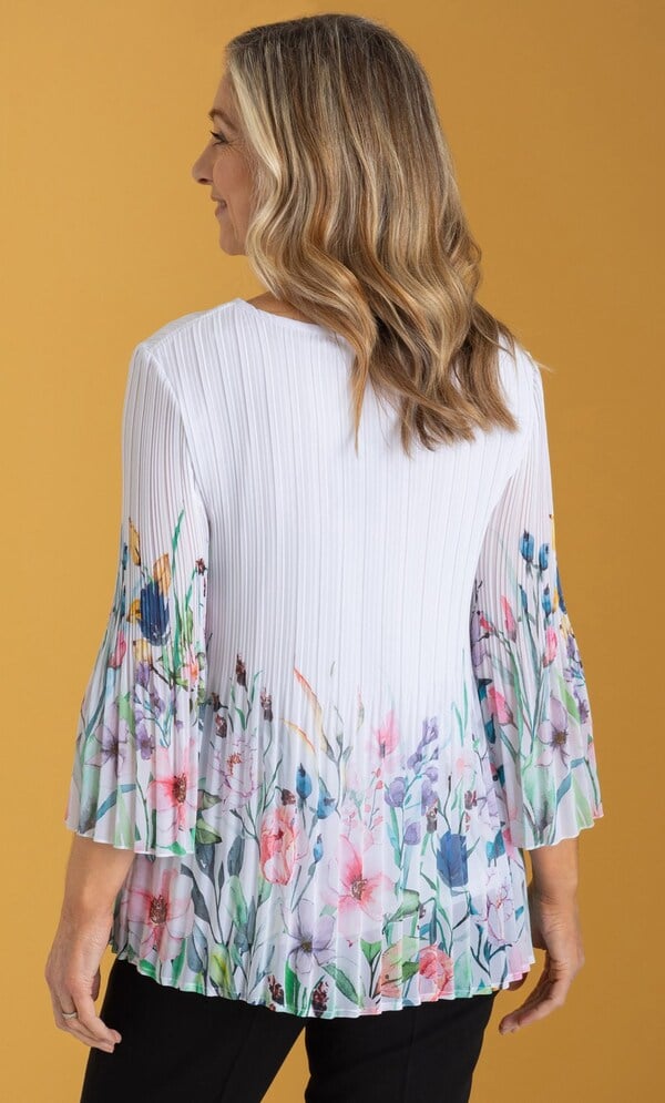 Anna Rose Garden Print Pleated Top