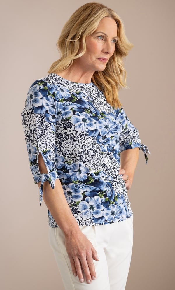 Anna Rose Textured Floral Print Top