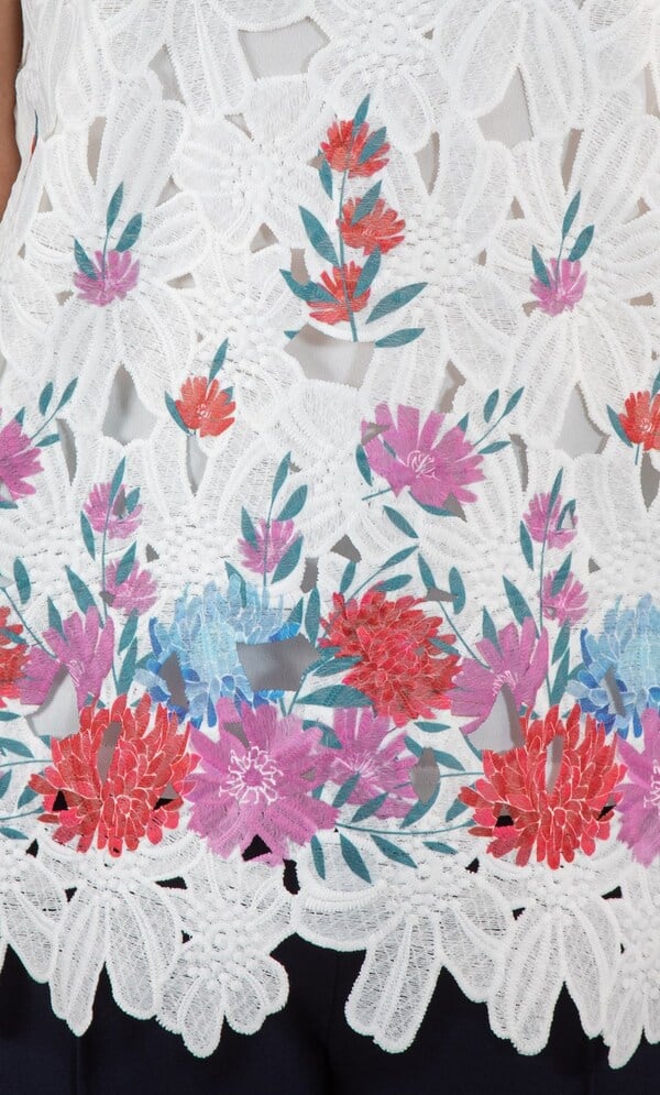 Anna Rose Floral Placement Print Lace Top