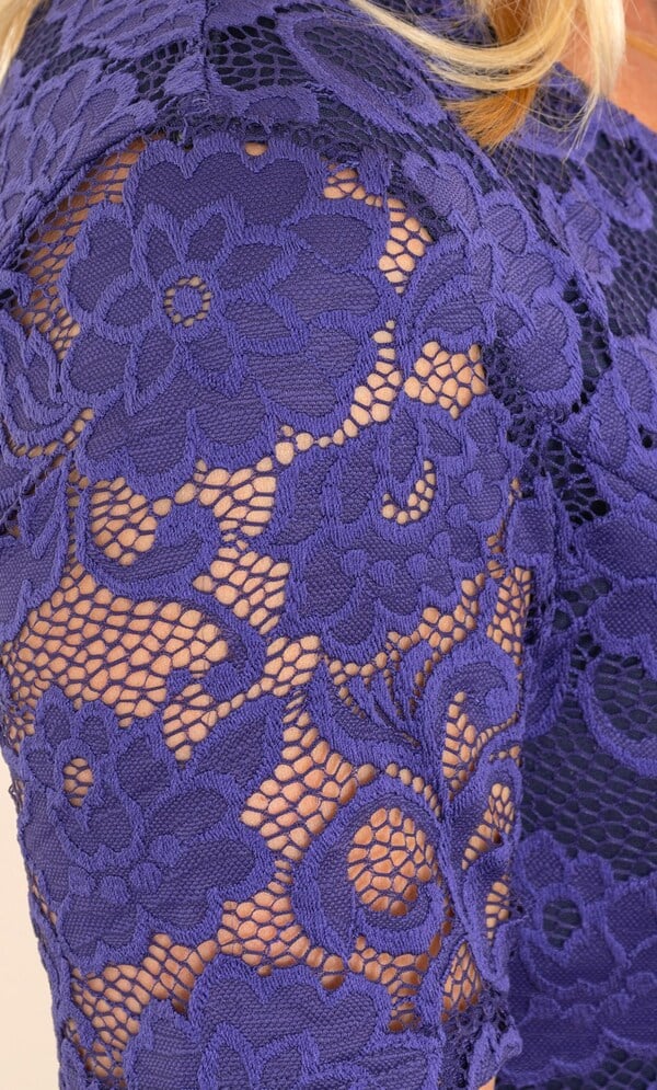 Anna Rose Stretch Lace Dress