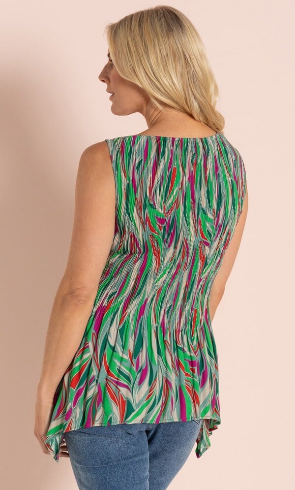 Printed Dipped Hem Pleated Tunic Top