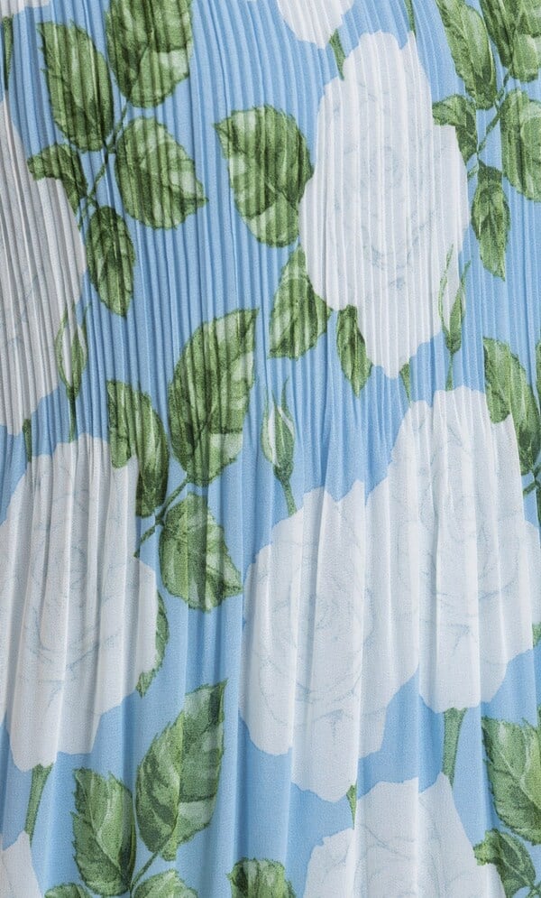 Anna Rose Bouquet Print Pleated Top
