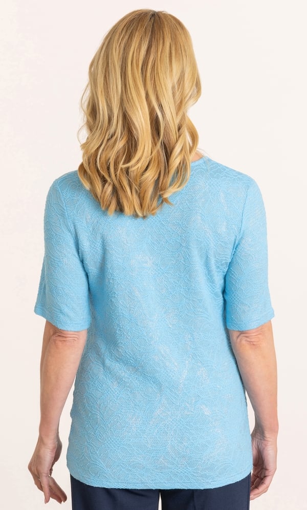 Anna Rose Textured Shimmer Short Sleeve Top