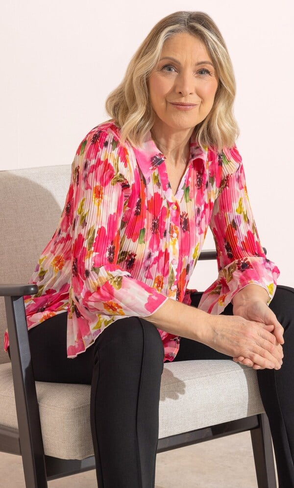 Anna Rose Pleated Floral Shirt