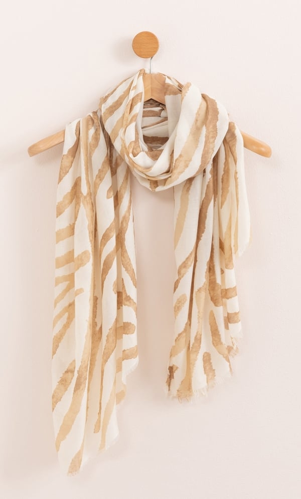 Lightweight Printed Scarf
