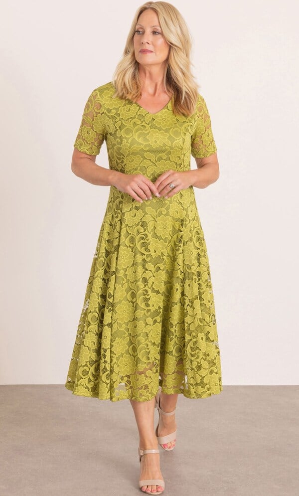 Anna Rose Stretch Lace Dress