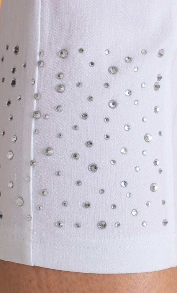 Embellished Pull On Capri Pants