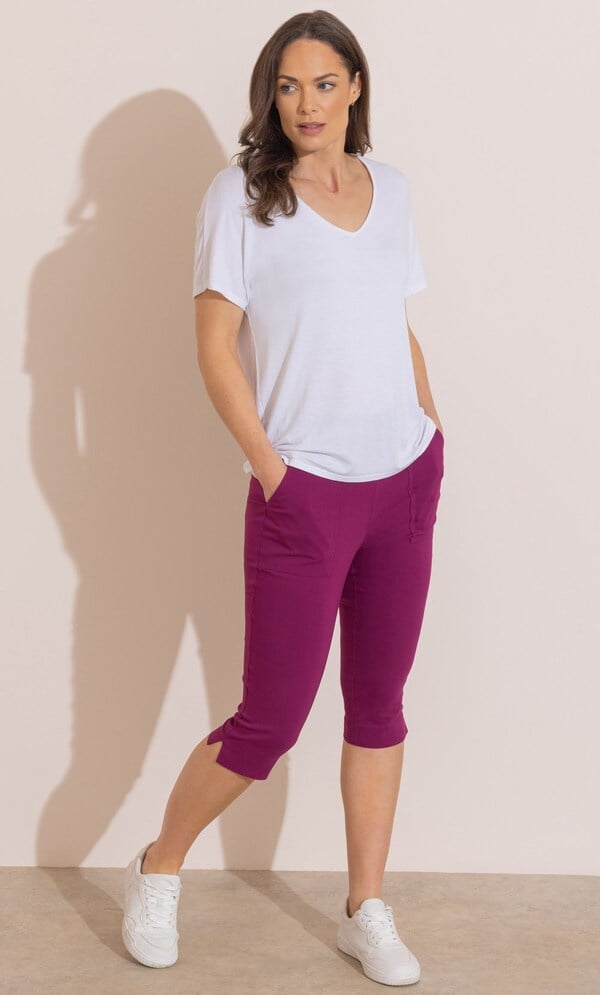 Stretch Pull On Capri Trousers