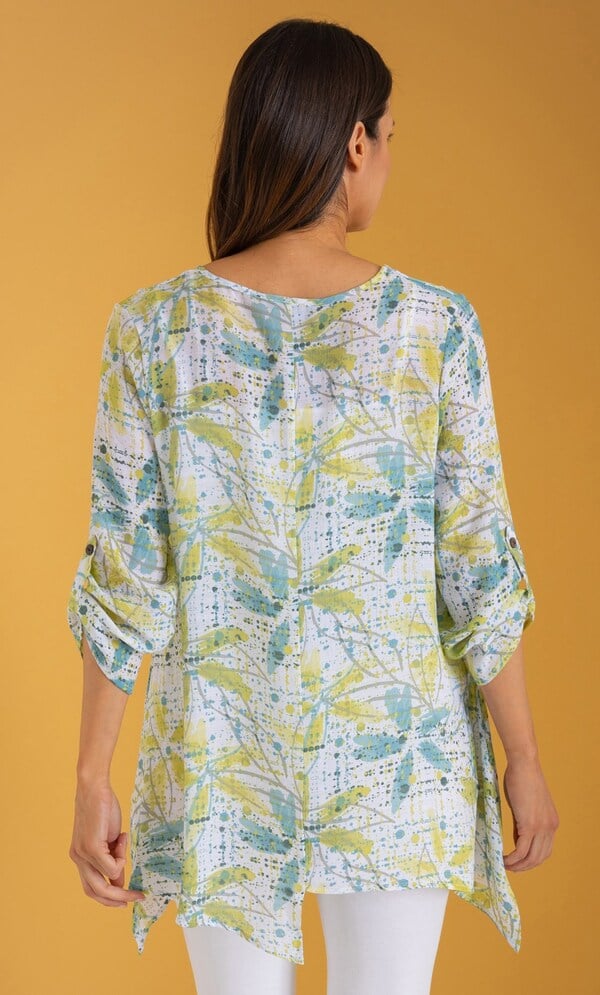 Splash Print Dipped Hem Top