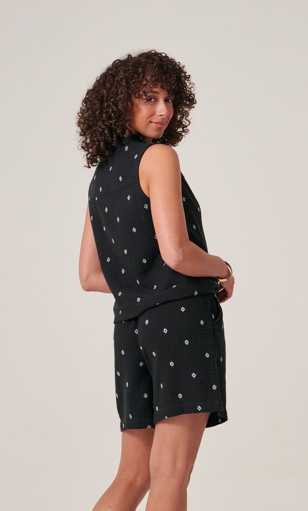 Embroidered Textured Sleeveless Cotton Top