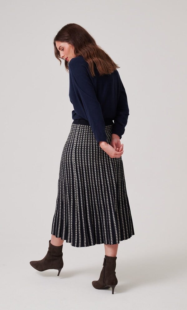 Knitted Chevron Pleated Midi Skirt