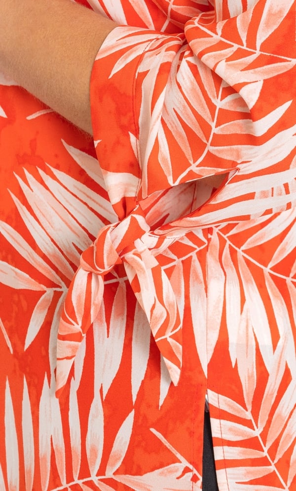 Anna Rose Tie Sleeve Printed Blouse